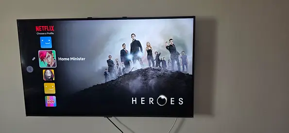49-55 inch LED Smart TV - Wall Mounted, Working Condition