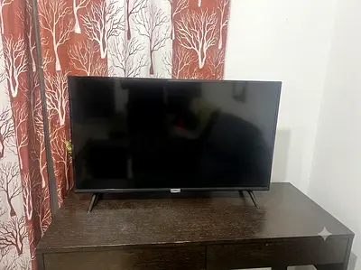 TCL 40” TV