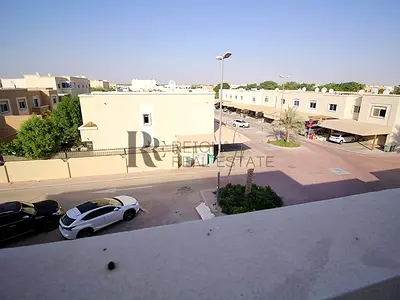 Spacious 3br villa | Double Row | Book Now
