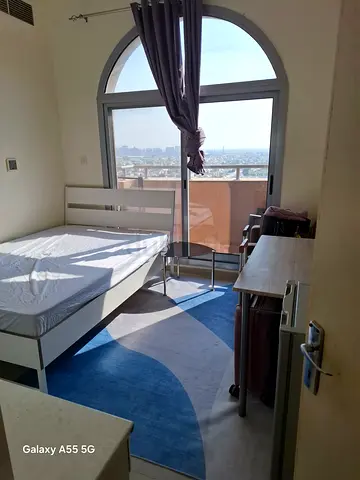 Room available  for rent near mall of emirates