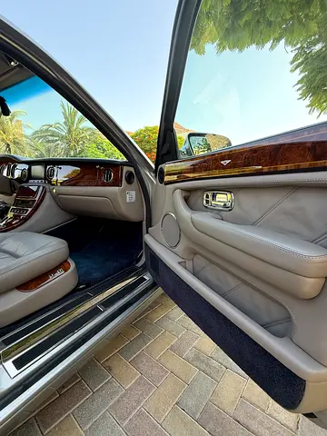 صورة 13 لـ 2004 Bentley ARNAGE