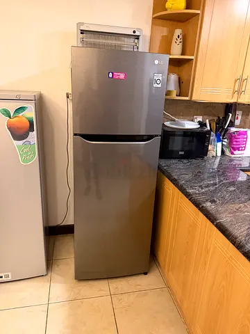 LG Refrigerator (Freezer) - Model GN-B402SQCB, working