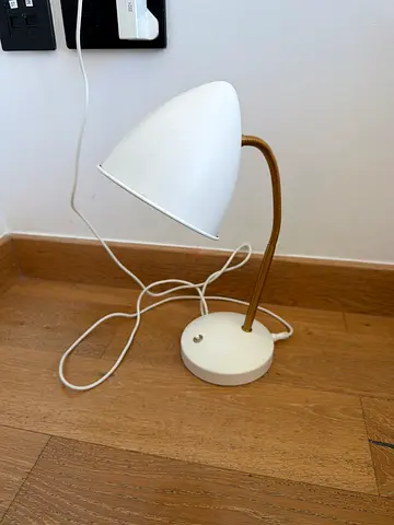 Modern White Wall Mounted Reading Lamp