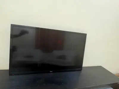 40 inch ikon tv -working condition