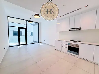 Luxury spacious 1 B/R | Kitchen appliances | 4chqs |
