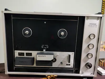 Reel player Sony 220 V. Need repair