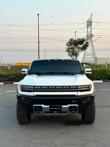 2022 GMC HUMMER — фото 3