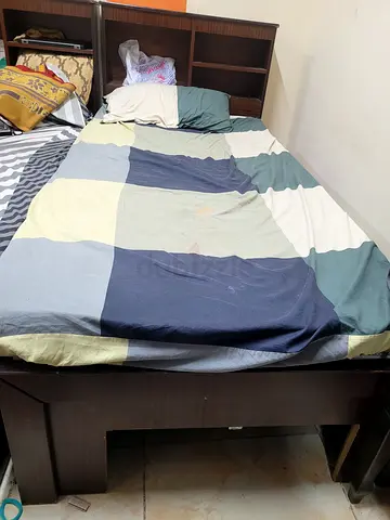 Single wooden bed with headboard and storage with FREE MATTRESS - good condition - 70 dhs