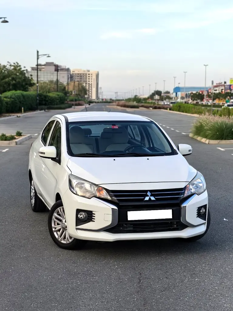 Mitsubishi Attrage 2022 — photo 1 of 8
