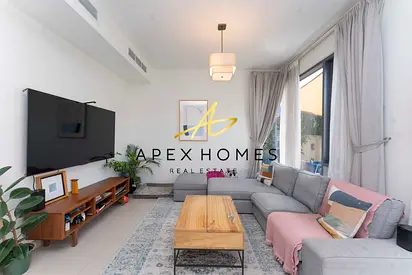 Park backing Huge Plot | 4 Bed+Maid | Unfurnished