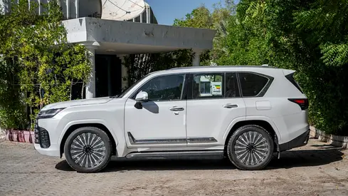 صورة 4 لـ 2026 Lexus LX-SERIES