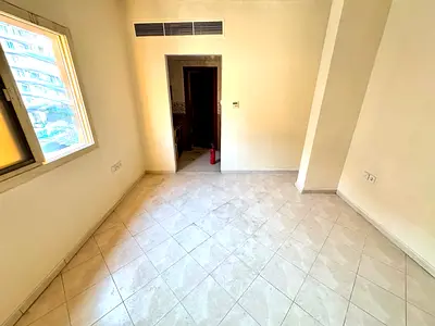 🏡 Studio Apartment Available for Rent – Prime Road Side Location Near School