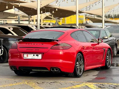 2013 Porsche PANAMERA — миниатюра 5