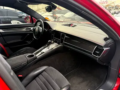 2013 Porsche PANAMERA — миниатюра 9