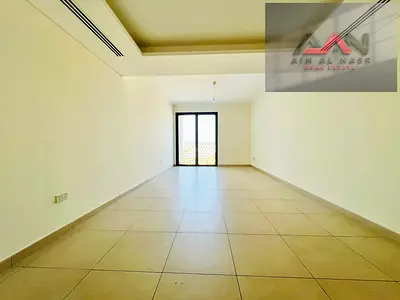 One month free Spacious 3bhk for rent with balcony Open view