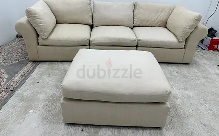 Like new condition pottery barn modular sofa