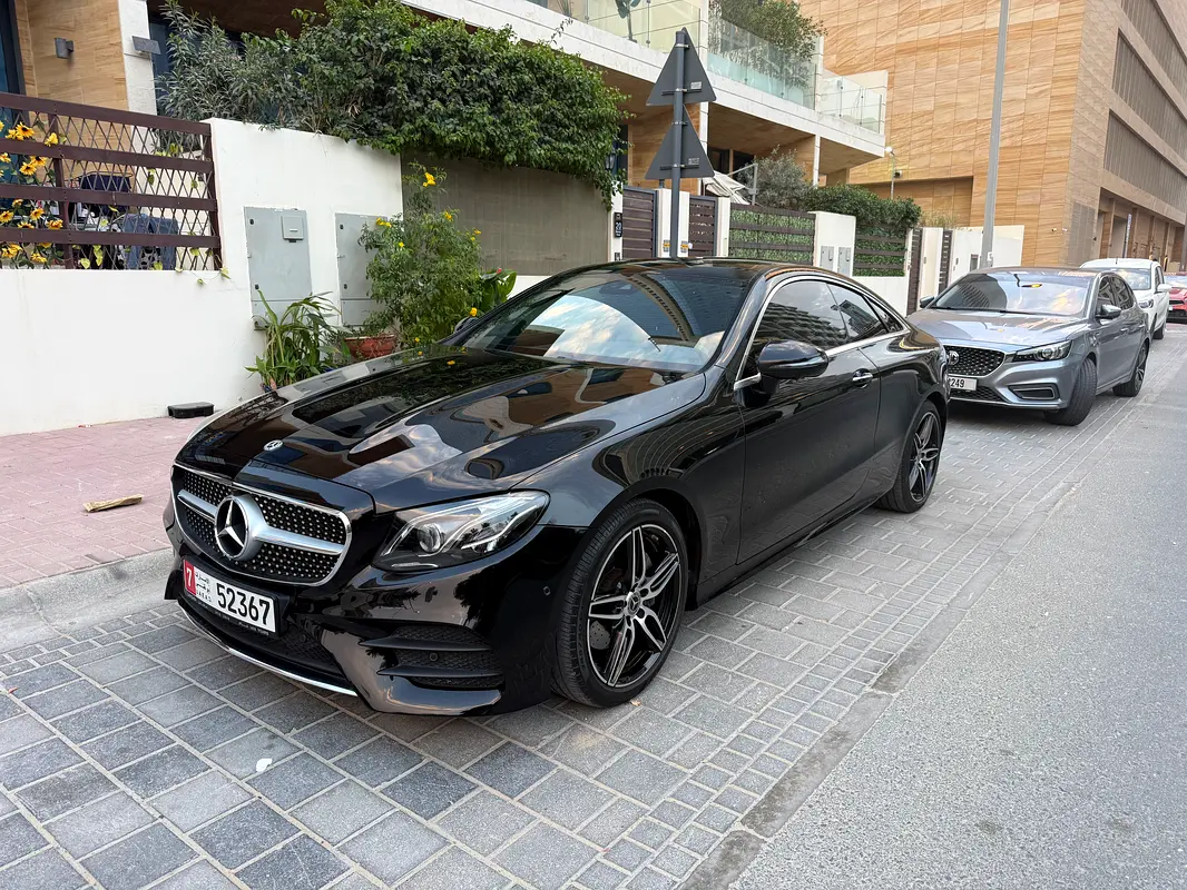 Mercedes-Benz E-Class 2019 — photo 1 of 3