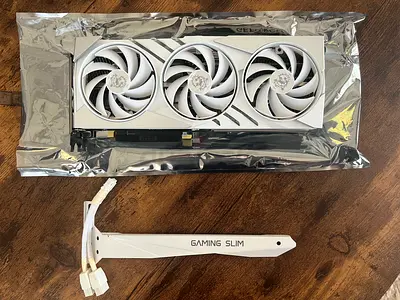 MSI GeForce RTX 4070 SUPER 12G Gaming X Slim – White Edition
