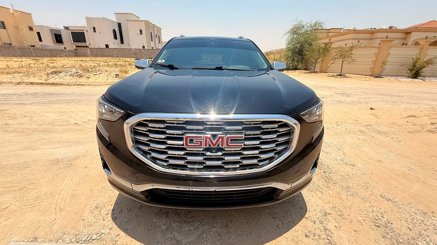 GMC Terrain 2019 — photo 1 of 5