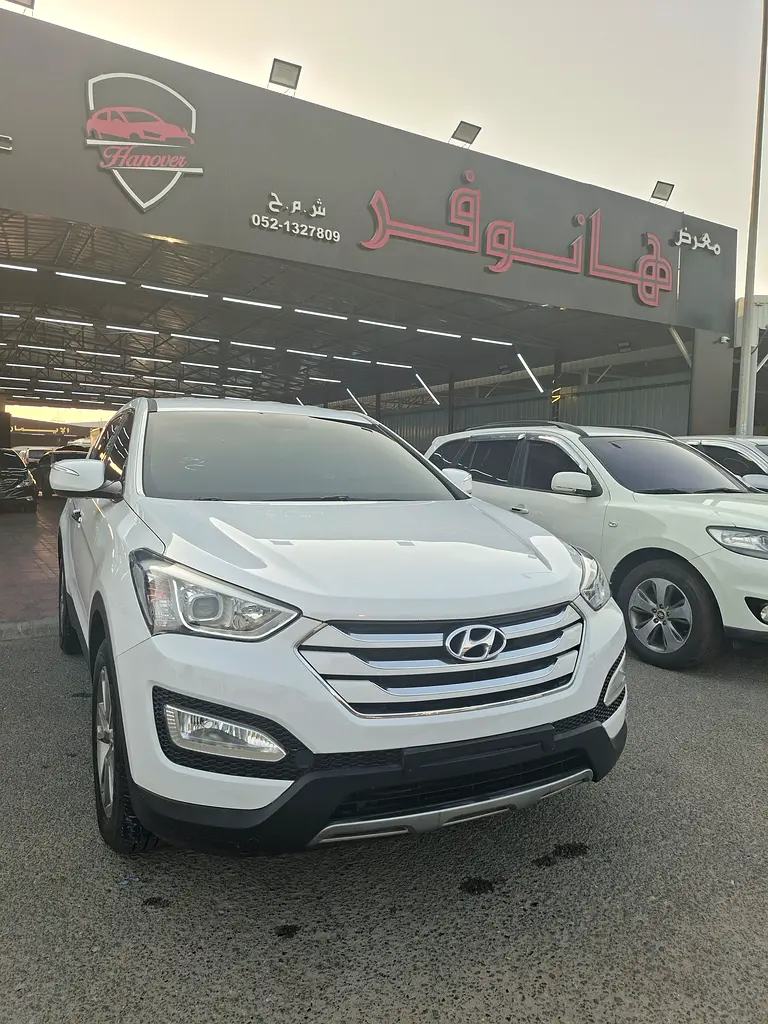 Hyundai Santa Fe 2014 — photo 1 of 15