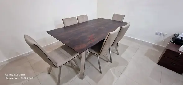 6 seater dining table