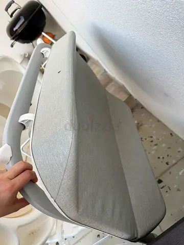 Bathtub/changing table with a stand
