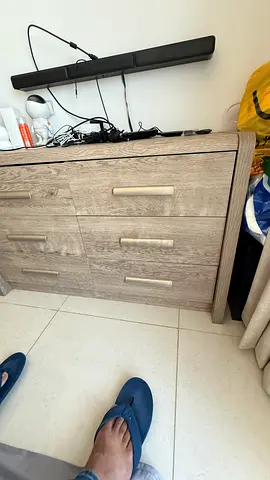 Light wood 6-drawer dresser in good condition