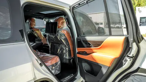 صورة 8 لـ 2026 Lexus LX-SERIES
