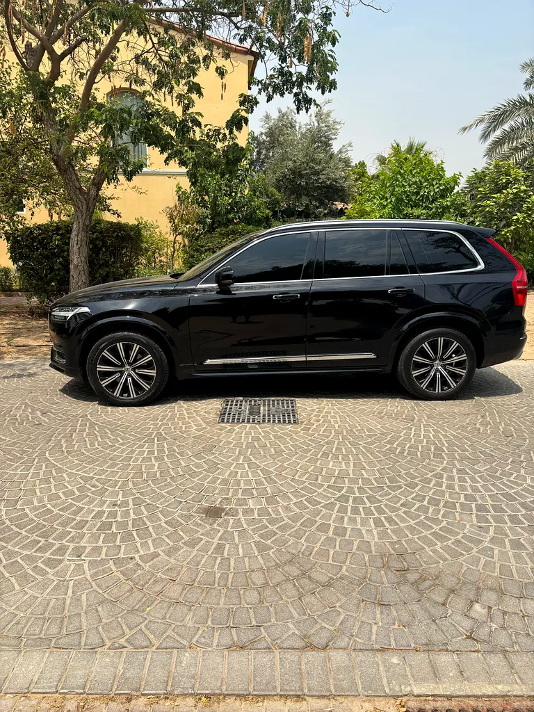 Volvo XC90 2020 — photo 1 of 15