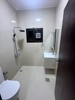 Room available for bachelor and family near karama park