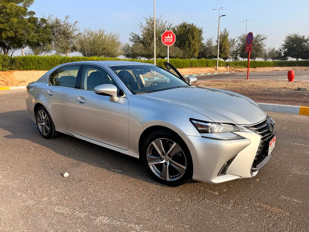Lexus GS-Series 2016 — photo 1 of 9