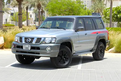 Nissan Patrol 4.8 VTC Super Safari 2017 | GCC Specs