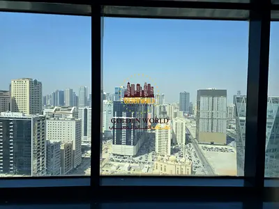 شقة غرفتين وصالة مع بلكونة وباركينغ للإيجار في التعاون | غرفة خادمة وغرفة غسيل | غرفة ماستر | مساحة كبيرة | مخرج دبي مباشر