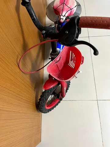Cycle superman kids