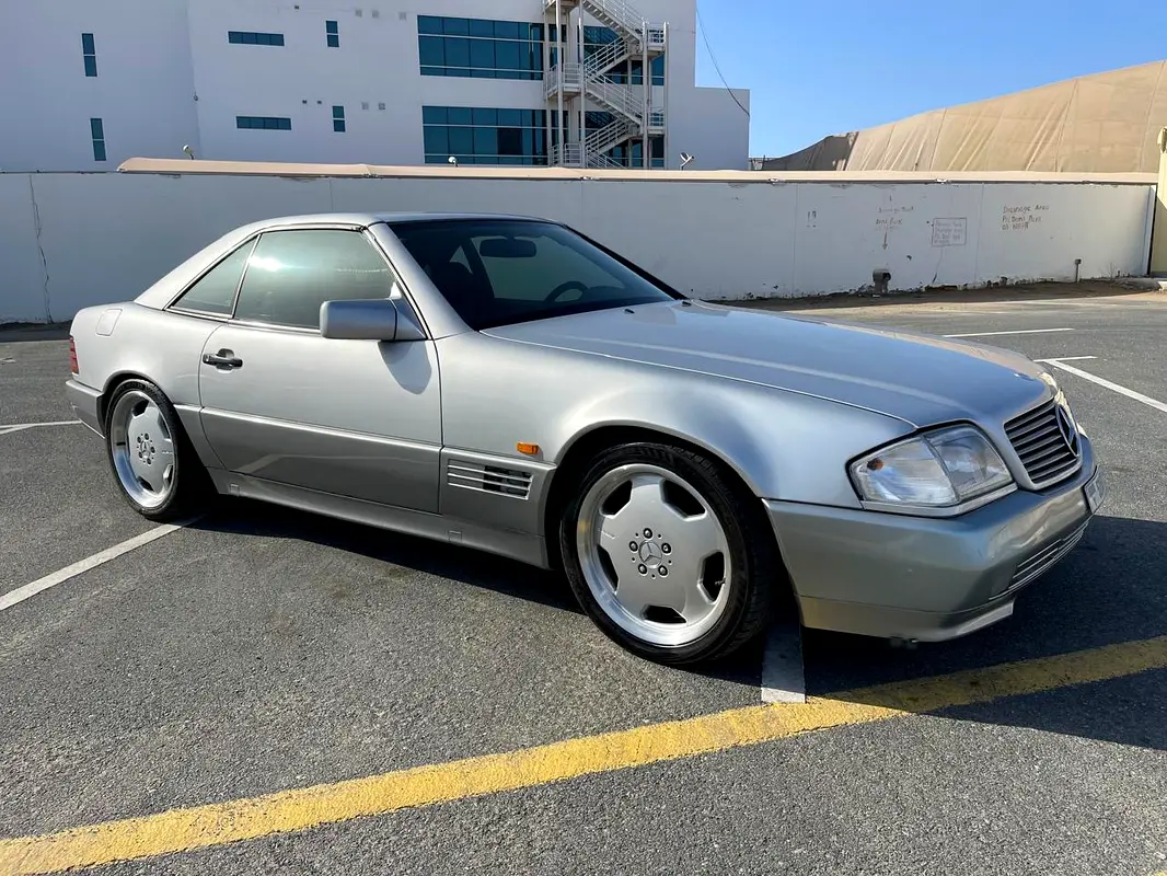 Mercedes-Benz SL-Class 1995 — photo 1 of 16