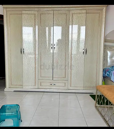 Today offer 590 - Luxury Arabian Large 6-Door Cream Pearl Gloss Wardrobe with Drawer