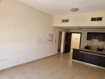 1 BHK DIRECT FROM LANDLORD, NO COMMlSSION | TOP FLOOR | OPEN KITCHEN | CLOSE TO SCHOOL  CARREFOUR.
