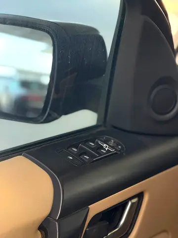 2012 LAND Rover LR2 — фото 10