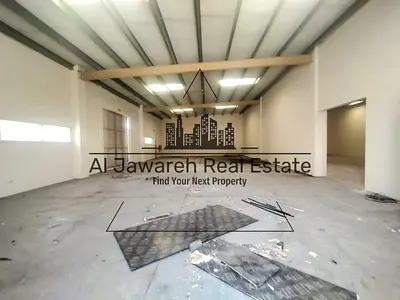 مستودعين متجاورين 5215 قدم 50 كيلو وات شارع رئيسي