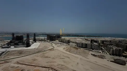 For Sale | Luxury 3-Bedroom Apartment with Panoramic Sea Views in Al Sundus Tower – Al Khan, Sharjah