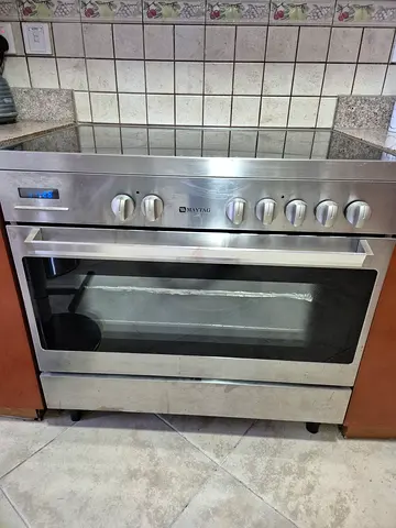 Maytag 5 burner electric cooker 90x60 in very good condition