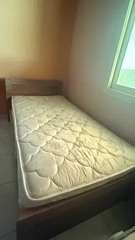 سرير خشب من هوم بوكس