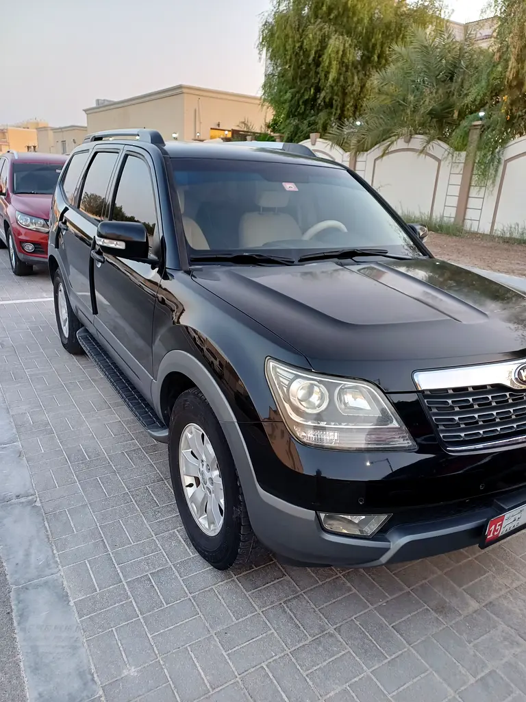 Kia Mohave 2016 — photo 1 of 6