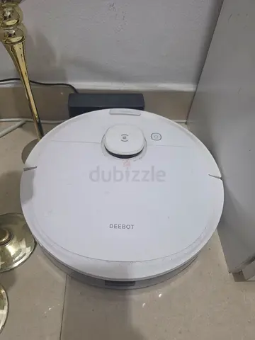 White Ecovacs Deebot Robot Vacuum - Good Working Condition