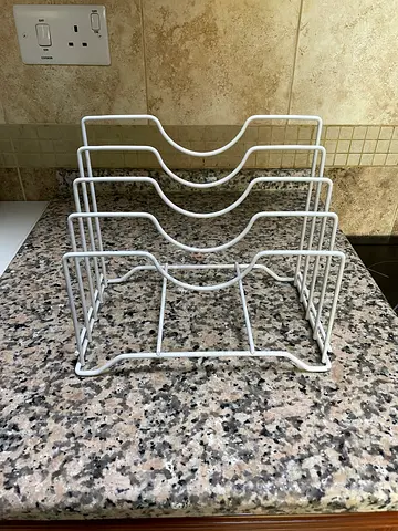 Pan lid and cutting board holder - metal organizer (white)