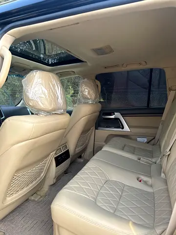 2017 Toyota LAND CRUISER 照片 11