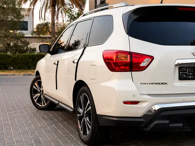 2018 Nissan PATHFINDER — фото 5