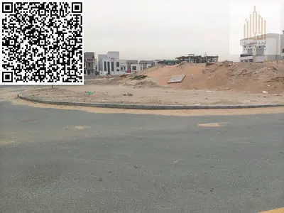 للبيع ارض سكني استثماري فيلل في امارة عجمان منطقة الحليو 2 قريب دوار الزاهية  الارض تقع علي مساحة 280 متر مربع /3014 قدم مربع الارض تصريح بناء ارضي +