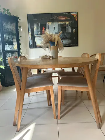 Solid oval Wood Dining Table - European style