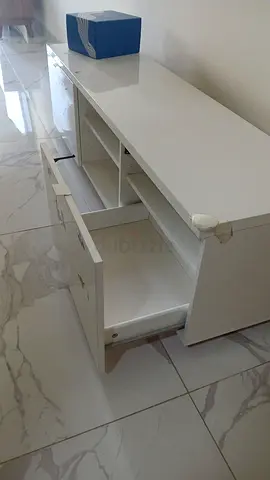 Tv cabinet